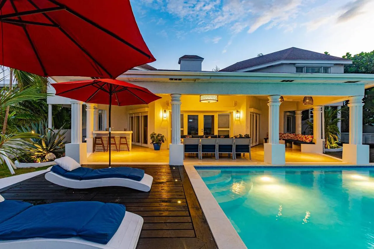 Villa Northwinds - At Orange Hill - Private Pool Nassau