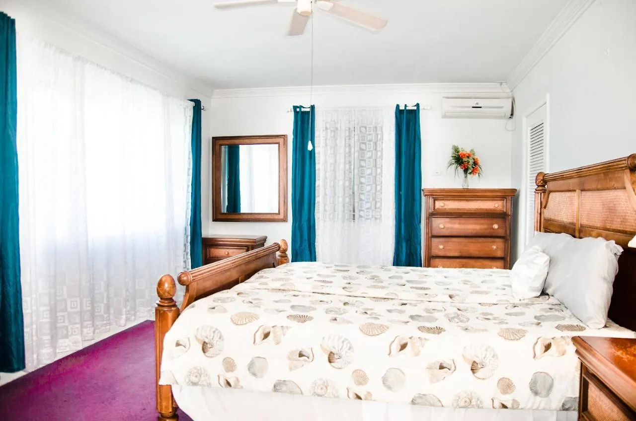 Villa Northwinds - At Orange Hill - Private Pool Nassau Bahamas